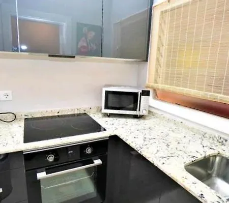 Apartamento Cerca Del Mar * كوماروغا